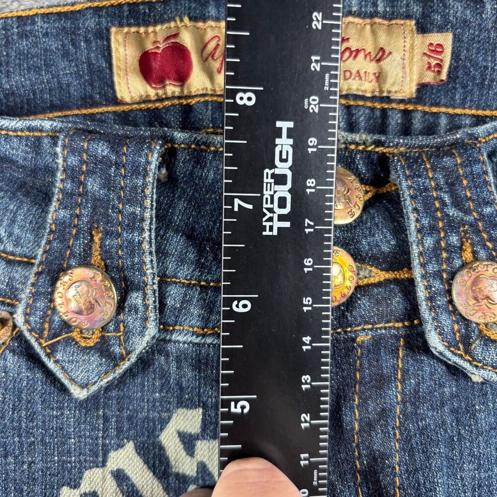 Apple Bottoms Women Jeans NWT Vintage Low Rise Flare Embellished Skulls 5/6 M137 - Picture 10 of 16